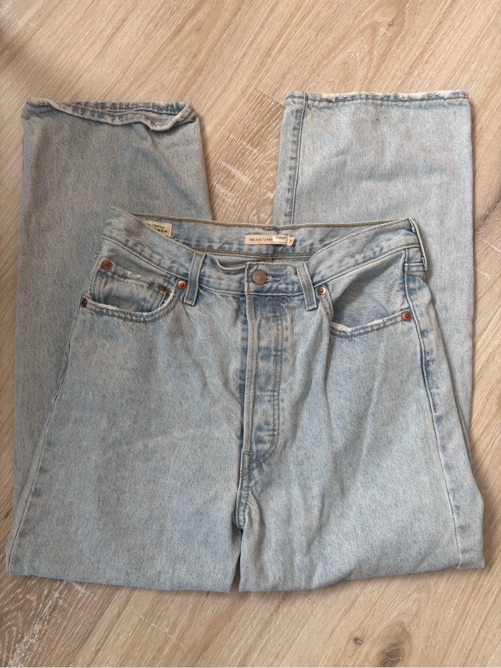 Levi's Light Blue High-Rise Straight Leg Jeans - Picture 2 of 7